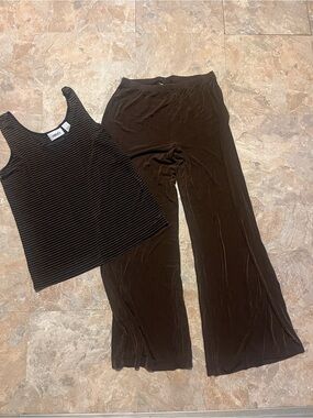 Chico's Brown Ribbed Tank with Brown Wide-Leg Pants